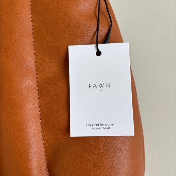 Fawn Design womens brown matte quilted handbag NWT with dust bag and strap - Picture 2 of 10